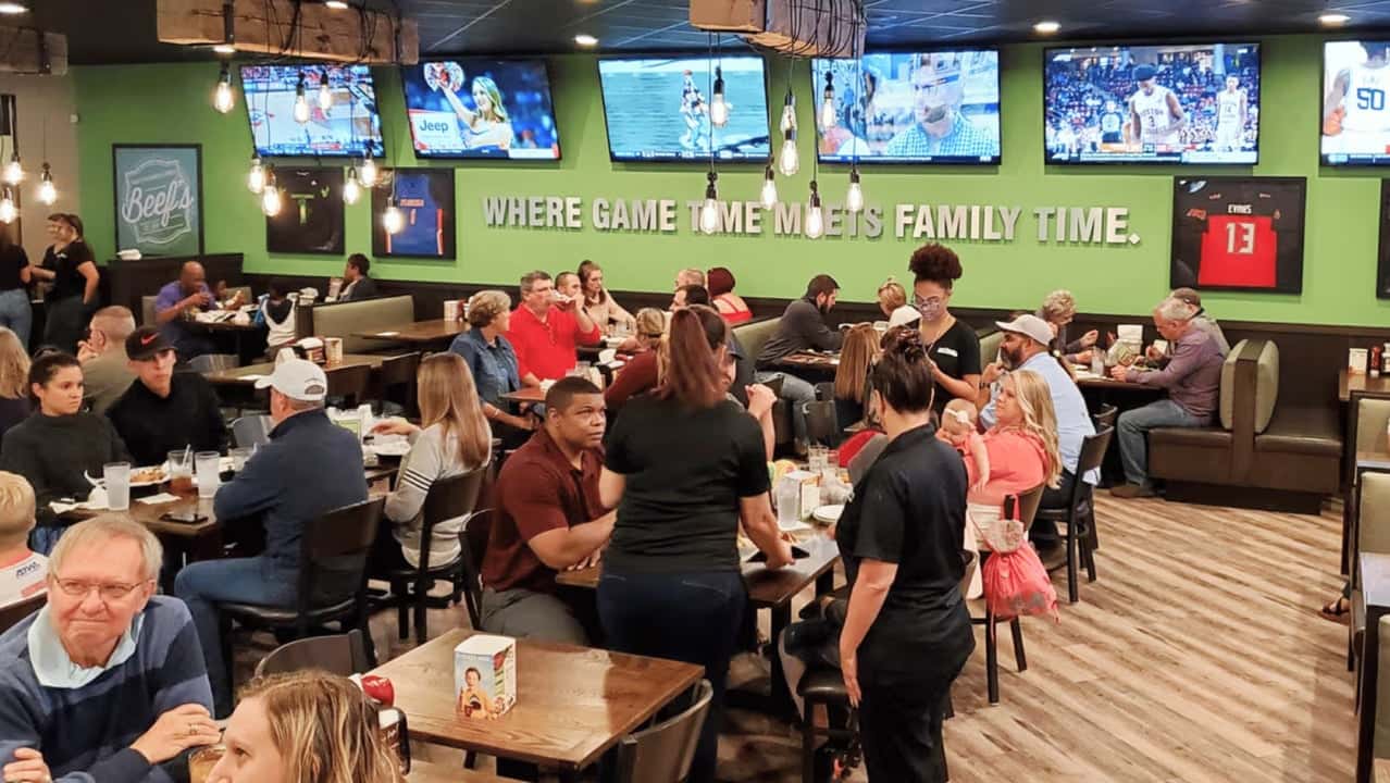 How Beef 'O' Brady's Evolved and Set New Standards image of Beef O Brady's Ooltewah, Tennessee franchise opening