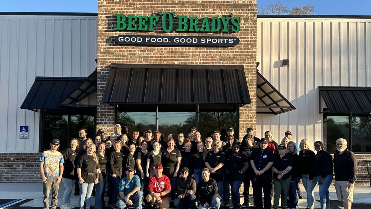 How Beef 'O' Brady's Evolved and Set New Standards image of Chipley, Florida winning Highest Opening Week Sales Award at 2026 FSC Franchise Conference