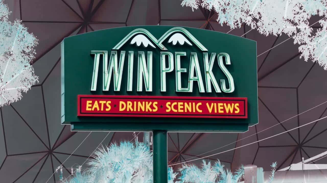 Twin Peaks Franchisees Move Toward Acquiring Brand Twin Peaks Franchisees Move Toward Acquiring Brand Following FAT Brands Bankruptcy