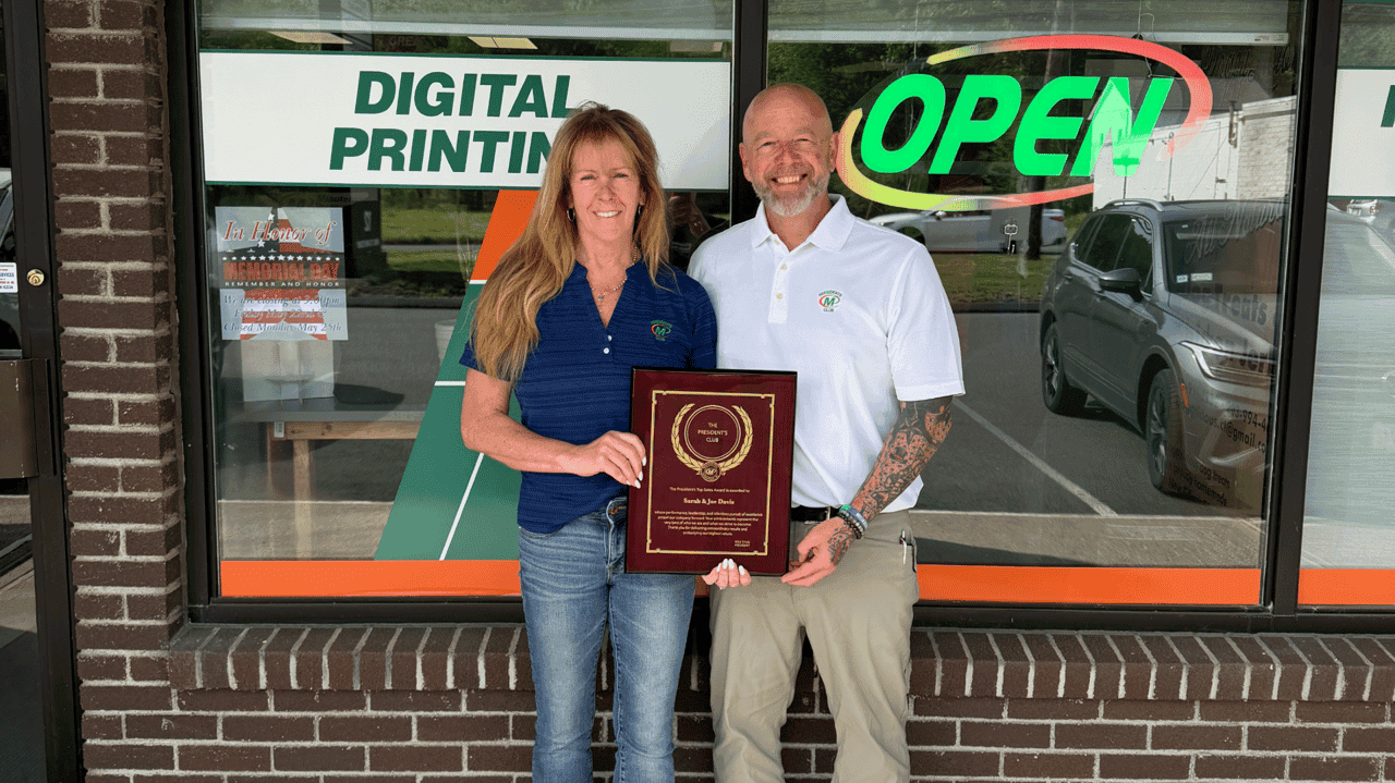 How Minuteman Press International Evolved and Set New Standards Minuteman Press Franchise Owners Sarah & Joe Davis join President’s Club in Danbury, CT.