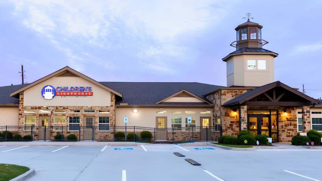 How Children's Lighthouse Evolved and Set New Standards What Is the Children's Lighthouse Business Model and Why Should Franchise Prospects Invest?